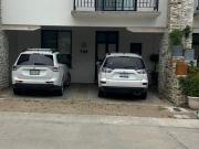 VENTA DE CASA EN LOMBARDIA CASA CLUB CON ALBERCA