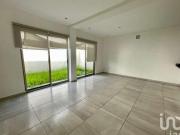 VENTA DE CASA EN LONG ISLAND CANCUN, AV. HUAYACAN