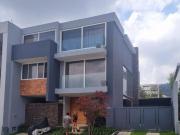 VENTA DE CASA EN LOS ROBLES ZAPOPAN