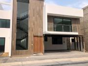 Venta de casa en Metepec, en el Residencial AMALFI