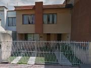 VENTA DE CASA EN MICHOACAN EN PATZCUARO EN LA COLONIA...