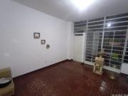 VENTA DE CASA EN MIRAFLORES COMO TERRENO