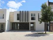 VENTA DE CASA EN MONTERRA