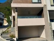 VENTA DE CASA EN MONTERREY