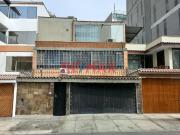 Venta De Casa En Monterrico Surco