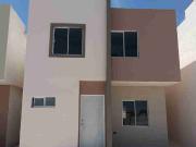 VENTA DE CASA EN NUEVO DESARROLLO