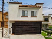 VENTA DE CASA EN NUEVO LEON EN MONTERREY EN LA COLONIA...