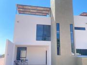 VENTA DE CASA EN OAXTEPEC CON TODOS LOS SERVICIOS