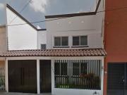 VENTA DE CASA EN PARQUE LOS MANZANARES, LEÓN DE LOS...