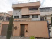 Venta de casa en Paseo de Churubusco Venta de casa en Paseo de Churubusco