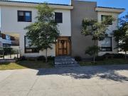 VENTA DE CASA EN PASEO LA TOSCANA