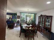 VENTA DE CASA EN PASEOS DE TAXQUEÑA COMPLETAMENTE REMODELADA