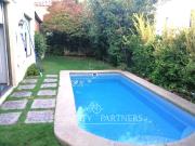 Venta de casa en Peñalolén, condominio con excelente...