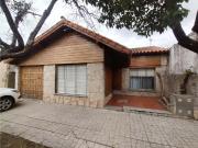 Venta de Casa en PH 4 ambientes en centro de Florencio...