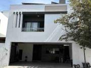 Venta de Casa en Porto Cumbres Garcia Nuevo Leon