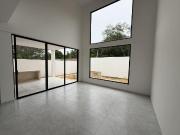 Venta de casa en Privada Aire Puro