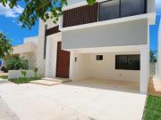 VENTA DE CASA EN PRIVADA AL NORTE DE LA CIUDAD CON...