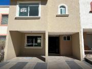 VENTA DE CASA EN PRIVADA EN LA VIGATTA RESIDENCIAL