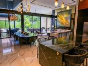 Venta de casa en privada en San Ramon Norte de 5...