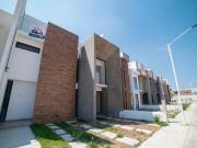 Venta de casa en Privada Villa Esmeralda