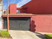 VENTA DE CASA EN PUEBLA. COL, RINCON ARBOLEDAS