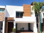 VENTA DE CASA EN PUEBLA FRACC LA CIMA