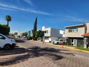 VENTA DE CASA EN PUEBLO NUEVO, CORREGIDORA