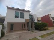 VENTA DE CASA EN PUERTA DE HIERRO 3 HABITACIONES VENTA DE CASA EN PUERTA DE HIERRO 3 HABITACIONES