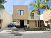 Venta de casa en Puerta Real II Corregidora