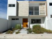 VENTA DE CASA EN QUERETARO EN MIRADOR DEL CAMPANARIO