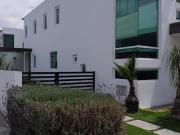 VENTA DE CASA EN RESIDENCIAL CASCADA DEL ÁNGEL EN METEPEC