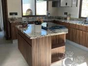 VENTA DE CASA EN RESIDENCIAL CONDADO DEL VALLE EN METEPEC