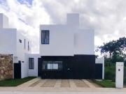 Venta de casa en Residencial Conkal