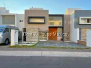 VENTA DE CASA EN RESIDENCIAL EL REFUGIO, QUERETARO