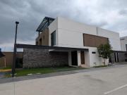 VENTA DE CASA EN RESIDENCIAL MARITAGE EN METEPEC