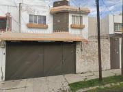 VENTA DE CASA EN RINCÓN DE LAS ARBOLEDAS, HEROICA...