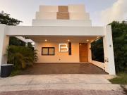 Venta de Casa en Rio Huayacan Canc?n