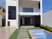 Venta de Casa en Salinas, Cdla. Italiana, 4...