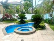 Venta de Casa en Samborondón KM 7 Con Piscina y Patio...