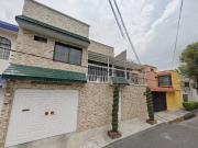 VENTA DE CASA EN SAN ANTONIO AZCAPOTZALCO, CDMX. REMATE...