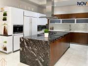 VENTA DE CASA EN SAN FRANCISCO COUNTRY CLUB, ZONA DE...