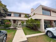 Venta de casa en San Isidro con 556 m2 de terreno 4...