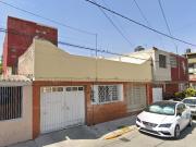 Venta de casa en San Juan de Aragón