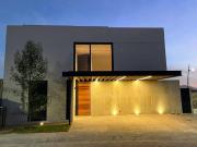 venta de casa en San Lorenzo, Campanario Norte. Queretaro