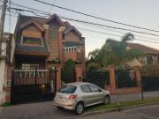 VENTA DE CASA EN SAN MARTIN, INMEJORABLE CALIDAD
