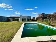 Venta de Casa en San Sebastián | 4 ambientes | Pileta |...