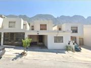 VENTA DE CASA EN SANTA CATARINA NUEVO LEON