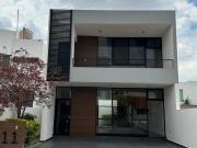 VENTA DE CASA EN SANTA FE II