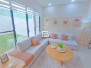 Venta De Casa En Sayab Residencial Sobre Av. Huayac?n