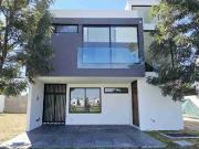 VENTA DE CASA EN SOLARES